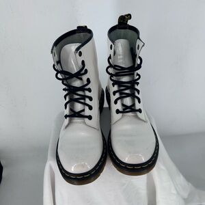 Dr. Martens 1460 White Patent Leather Combat Boots AirWair size 39 (women's 8)